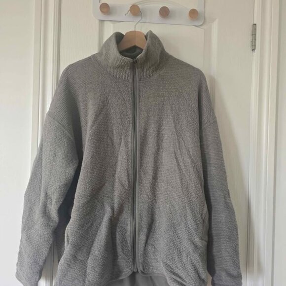 LULULEMON PEACEFUL MOMENTS SWEATER - Picture 2 of 2